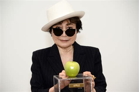 Yoko Ono Net Worth: Career, Lifestyle & Activism [2024 Update]