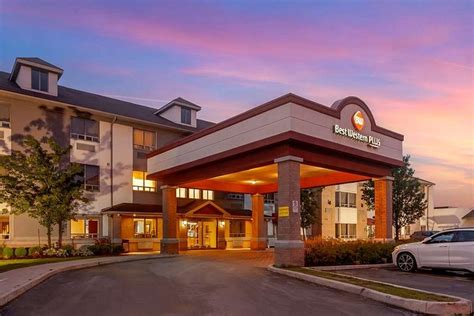 BEST WESTERN PLUS BURLINGTON INN & SUITES - Updated 2024 Reviews, Photos & Prices