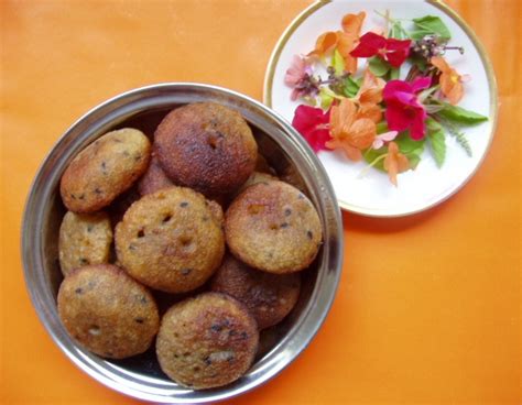 Sizzling Indian Recipes.....: Shri Krishna Jayanti 2011 - Appam ...