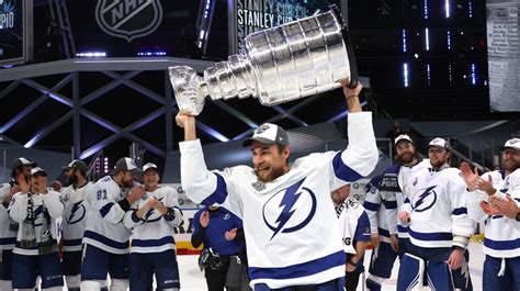 Tampa Bay Lightning win the Stanley Cup