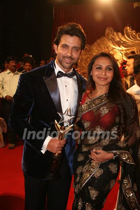 Rani Mukherjee and Hrithik Roshan at Stardust Awards-2011 Photo