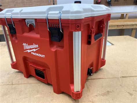 Milwaukee PACKOUT XL Cooler - Tools In Action - Power Tool Reviews