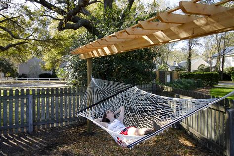 DIY Wooden Hammock Stand