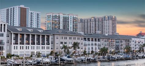 MAA Harbour Island Luxury Apartments for Rent in Tampa, FL