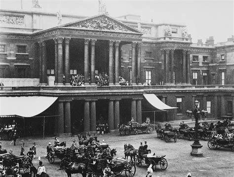 Buck House: A History of Buckingham Palace - Long Read - Londontopia