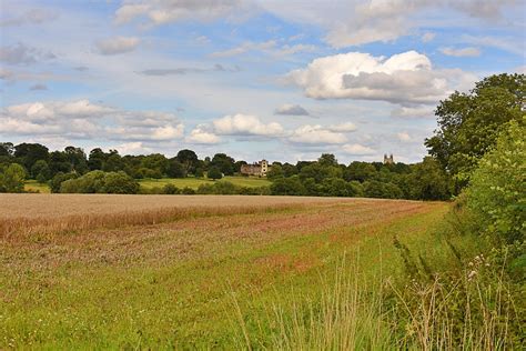 Canons Ashby Walk: Sleepy Village and Far-Reaching Views