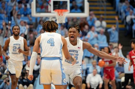 PHOTOS: Tar Heels win streak continues against Louisville