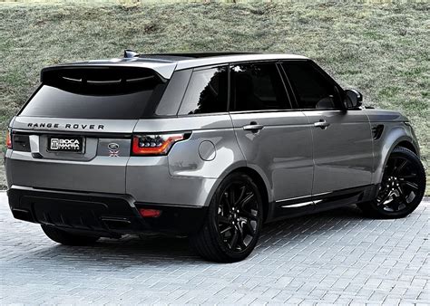 2021 Rover Range Rover Sport HSE 3.0 Gloss Black Kit