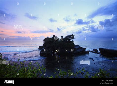 Tanah Lot Temple Stock Photo - Alamy