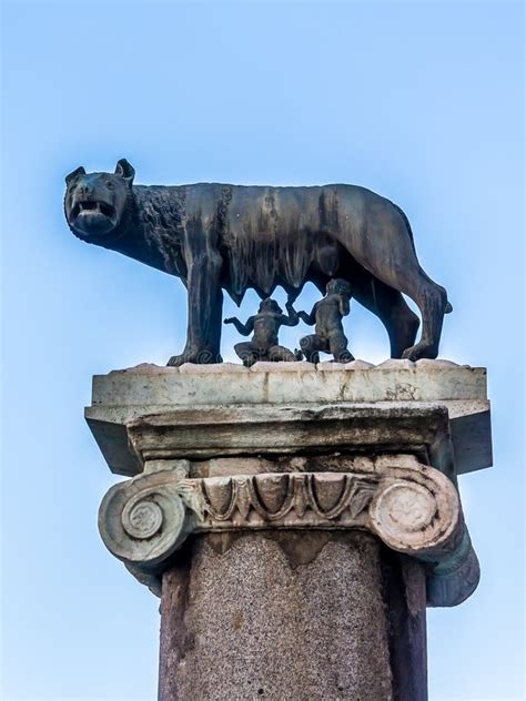 The Capitoline Wolf: Statue Of The She-wolf Suckling Romulus And Stock ...