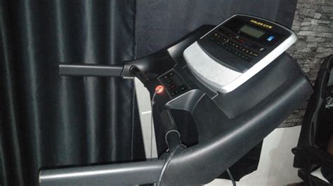 Gold's Gym Treadmill 430i, Sports Equipment, Exercise & Fitness, Cardio ...