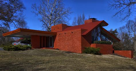 the alsop house, one of seven frank lloyd wright usonian homes in iowa ...