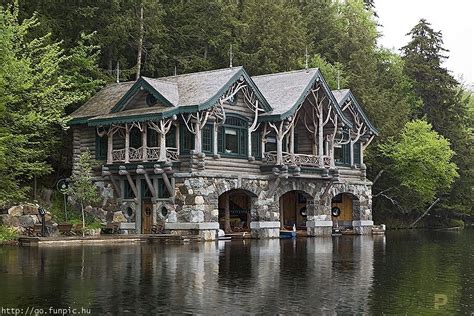 Boat house at Camp Topridge | Funpic.hu