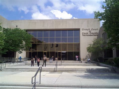 Cook County court reports hundreds of Covid-19 cases among judges, staffers | Courthouse News ...