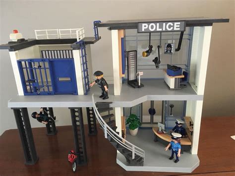 Playmobil City Action Police Station with Alarm #5182 | #1952987077