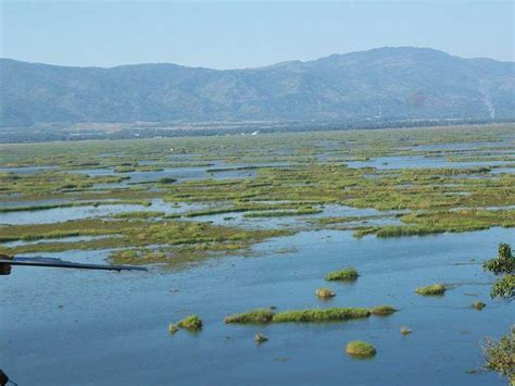 Loktak Lake Imphal | Loktak Lake images, best time to visit