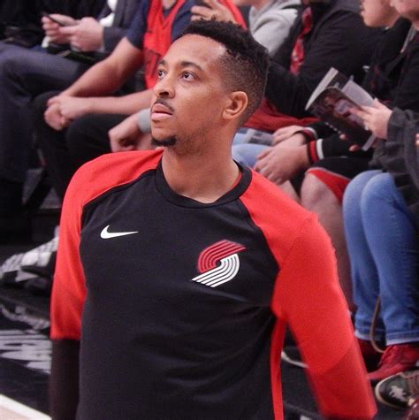 Blazers, CJ McCollum Agrees to 3-Year, $100 Million Extension ...