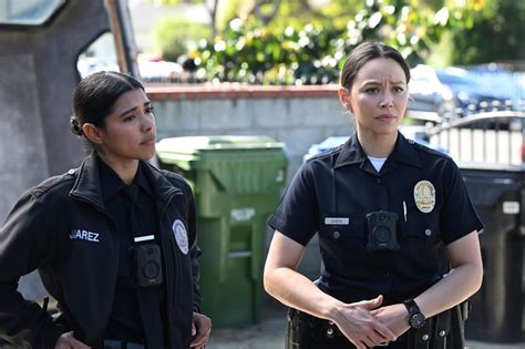 Is The Rookie renewed for Season 6? (Is The Rookie canceled?)