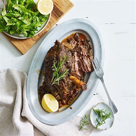 Slow cooker lamb leg roast | Healthy Recipe | WW Australia