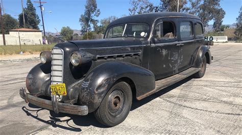 LaSalle Hearse Barn Find - Revivaler