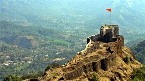 Shivaji’s Death Anniversary: 7 Shocking Facts About Shivaji’s Forts That’ll Leave You Furious