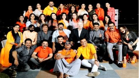 80s stars get together for a reunion hosted by actors Jackie Shroff