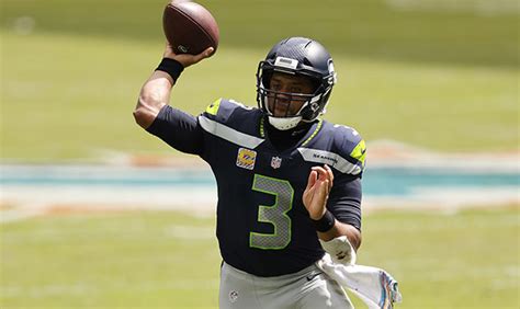 Seahawks' Russell Wilson on track for best QB season -- that's no opinion