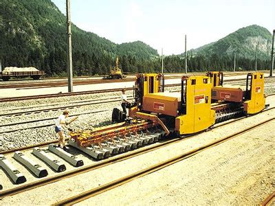 Machines for track laying - Track modification machines :: Trackopedia