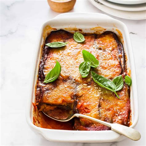 Descubrir 58+ imagen melanzane alla parmigiana receta - Abzlocal.mx