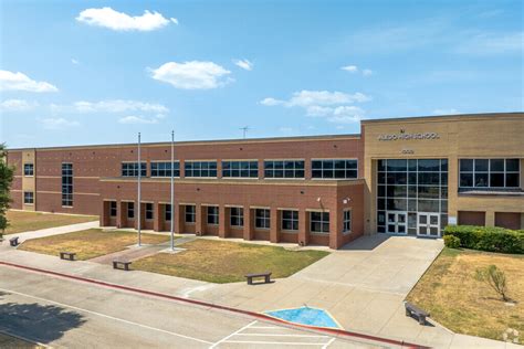 Aledo High School, Rankings & Reviews - Homes.com