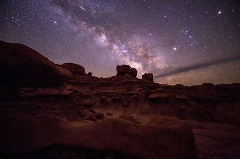 How to Plan the Ultimate Stargazing Road Trip in Utah | Stargazing, Arches national park camping ...