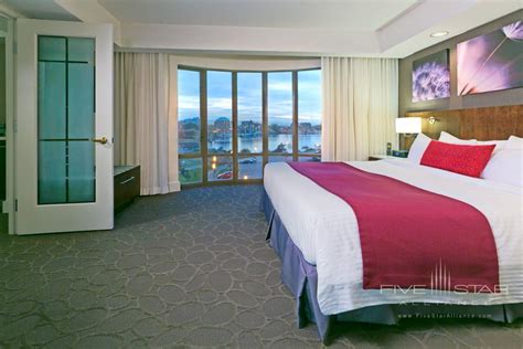 Photo Gallery for Delta Victoria Ocean Pointe Resort and Spa | Five Star Alliance