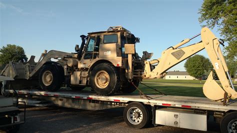 Interesting JCB backhoe - Technical IH Talk - Red Power Magazine Community