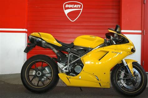 Buy 2008 Ducati 1098 Sportbike on 2040-motos