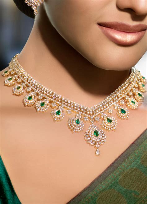 Sale news and Shopping details: Emerald Necklace Models