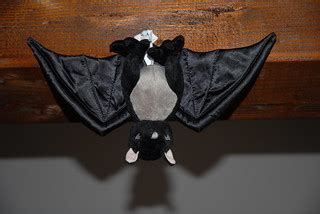 Pipistrello IKEA / IKEA bat | Non sono riuscito a resistere.… | Flickr
