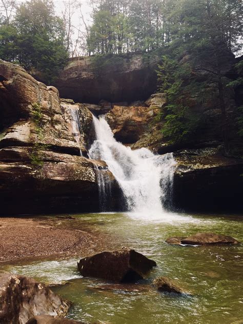 Cedar Falls in Hocking Hills. [OC] [1536x2048] : r/EarthPorn