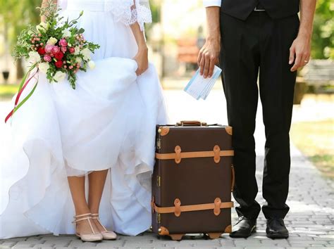 Honeymoon Fund Ideas: Here's How to Get Started - Joy