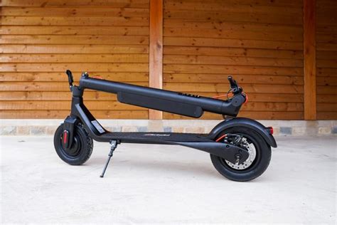 9 Best Long Range Electric Scooters (Based on Real Data)