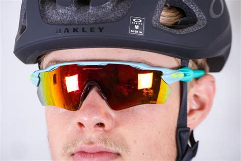 Descubrir 95+ imagen oakley radar ev path review - Abzlocal.mx