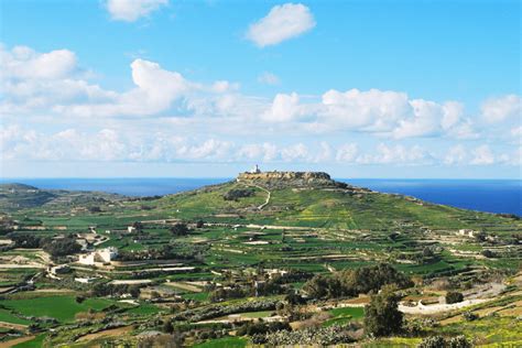 7 best hikes in Malta - Itineraries and tips