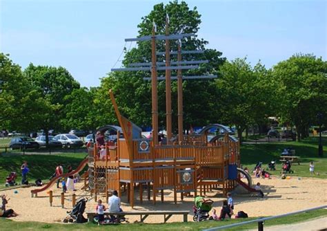 Maldon Promenade Park, Essex - Round About Harlow