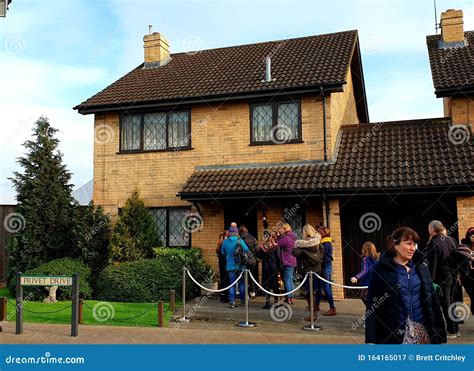 DURSLEY HOUSE Warner HARRY POTTER TOUR London Leavesden Editorial Photo | CartoonDealer.com ...