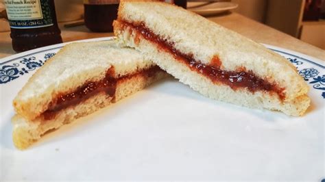 What Should I Write About a Jam Sandwich? | Sandwich Tribunal