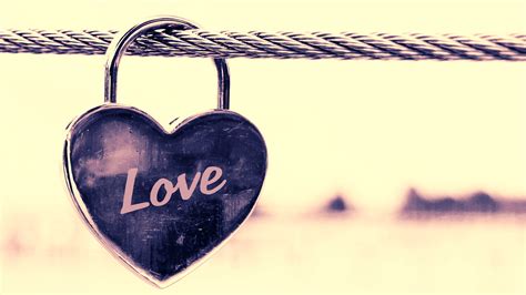 Love Heart Lock 4K Wallpapers | HD Wallpapers