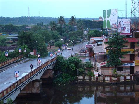 File:Aerial view of kottayam town kerala.jpg - Wikimedia Commons