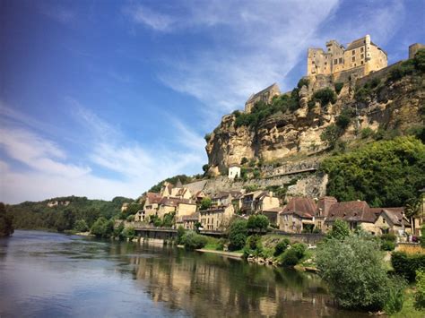 Dordogne River Valley - Castles, Terraces and Pomegranates - Rosie and The Operator