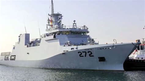 Pakistan Navy warship arrives in Qatar to guard World Cup | Pakistan Today