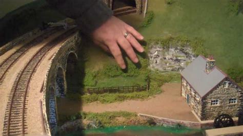 50 Shades of Green part 2. 00 gauge model railway making scenery. - YouTube