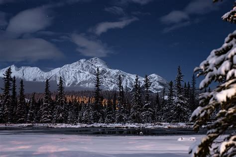 Jasper National Park Dark Sky Preserve: Mountains under Moonlight Photo ...